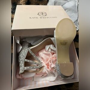 Kate Whitcomb Lola in ivory size 7.5